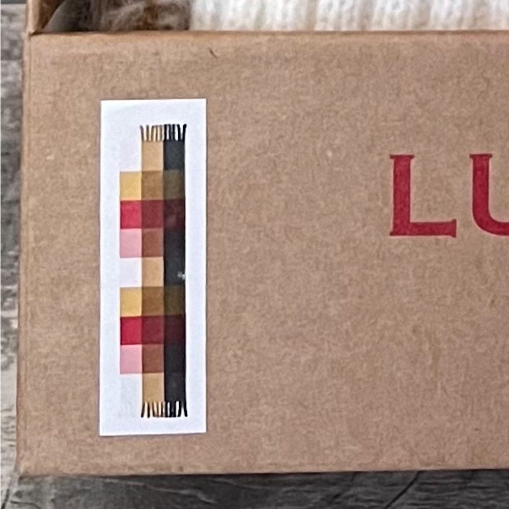 Lucky Brand Hat and Scarf Boxed Set - Picture 3 of 4